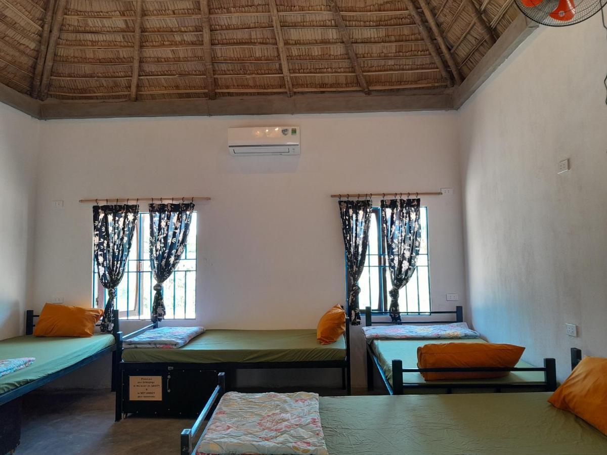 The Seaside Bungalow Hostel And Bar Hoi An Exterior foto