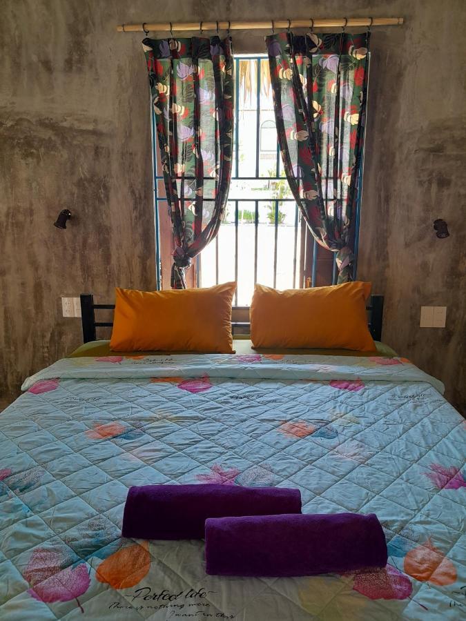 The Seaside Bungalow Hostel And Bar Hoi An Exterior foto