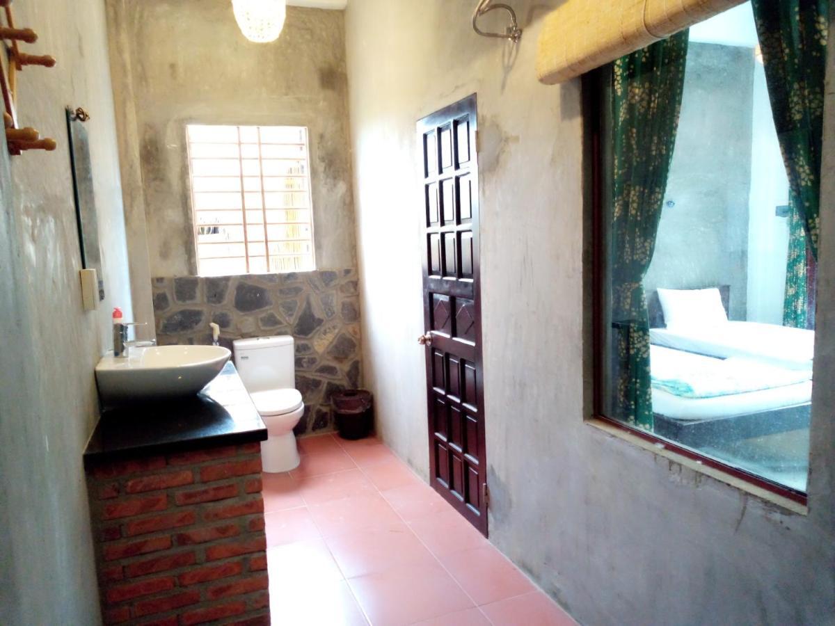 The Seaside Bungalow Hostel And Bar Hoi An Exterior foto